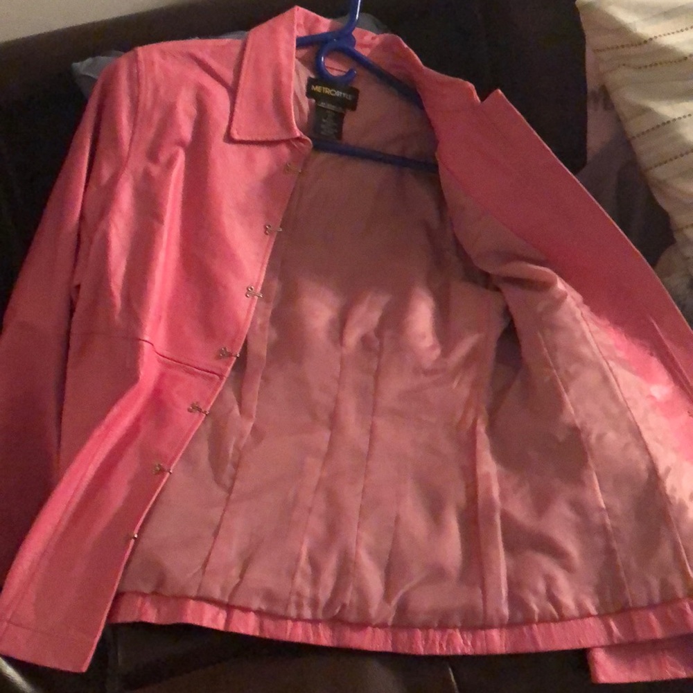 Pink leather jacket - Picture 3 of 3